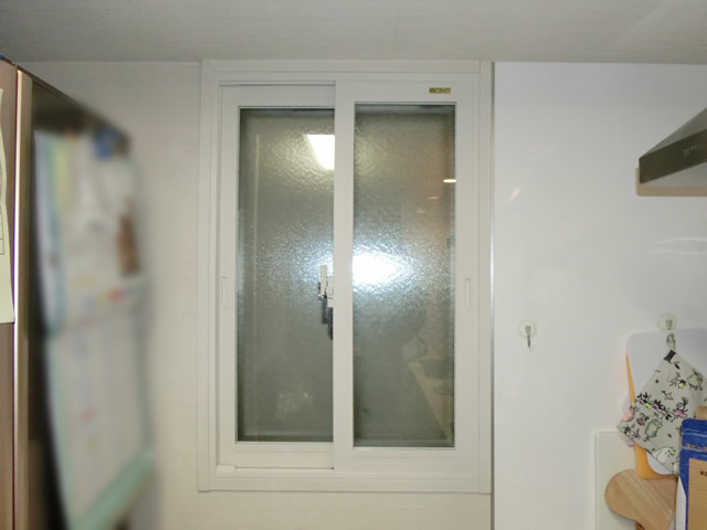 窓の結露対策、防音対策　リクシル内窓インプラス　名古屋市昭和区